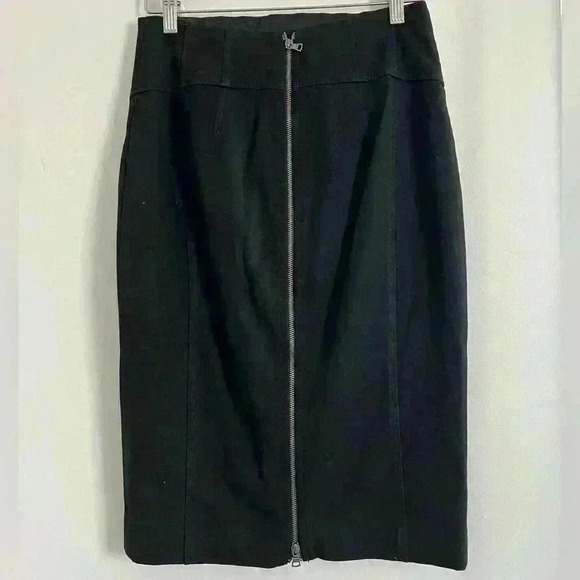 Express pencil skirt with back zipper - Picture 1 of 4